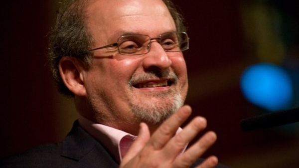Salman Rushdie a scris 16 cărţi şi are în palmares mai multe premii importante