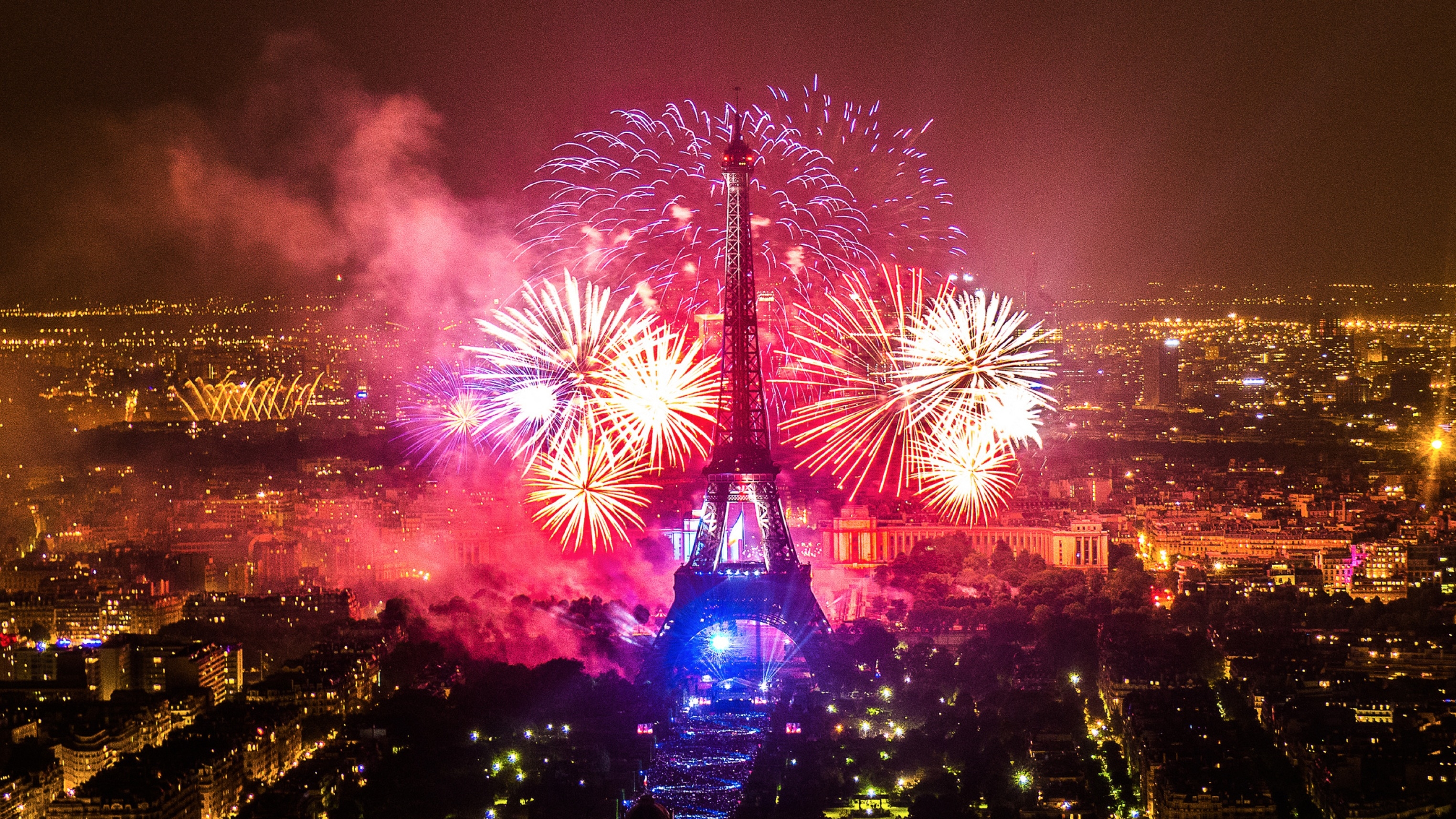 Foc de artificii de 14 iulie Ziua Franţei