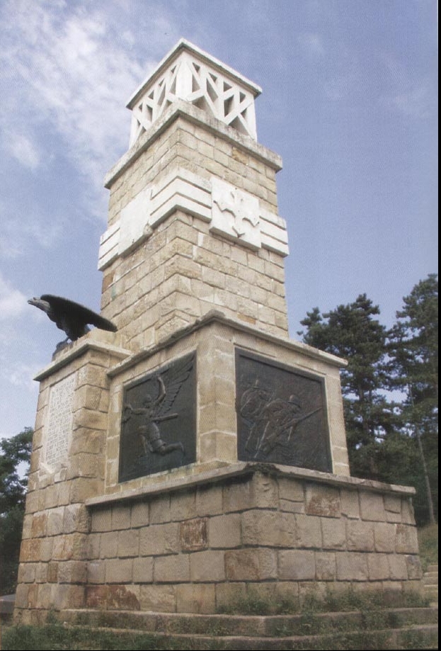 Mausoleul Vânătorilor de Munte din Târgu Neamţ
