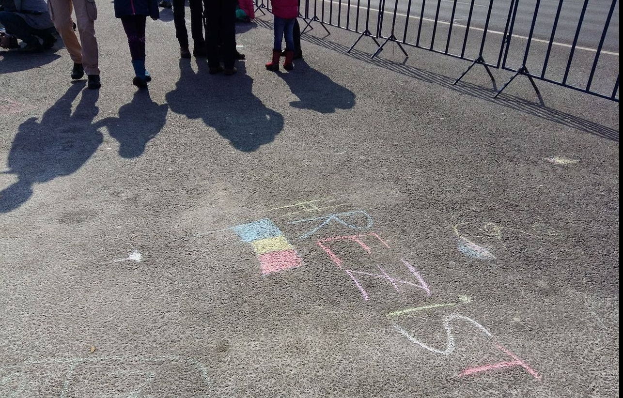 Protestul copiilor în Piaţa Victoriei