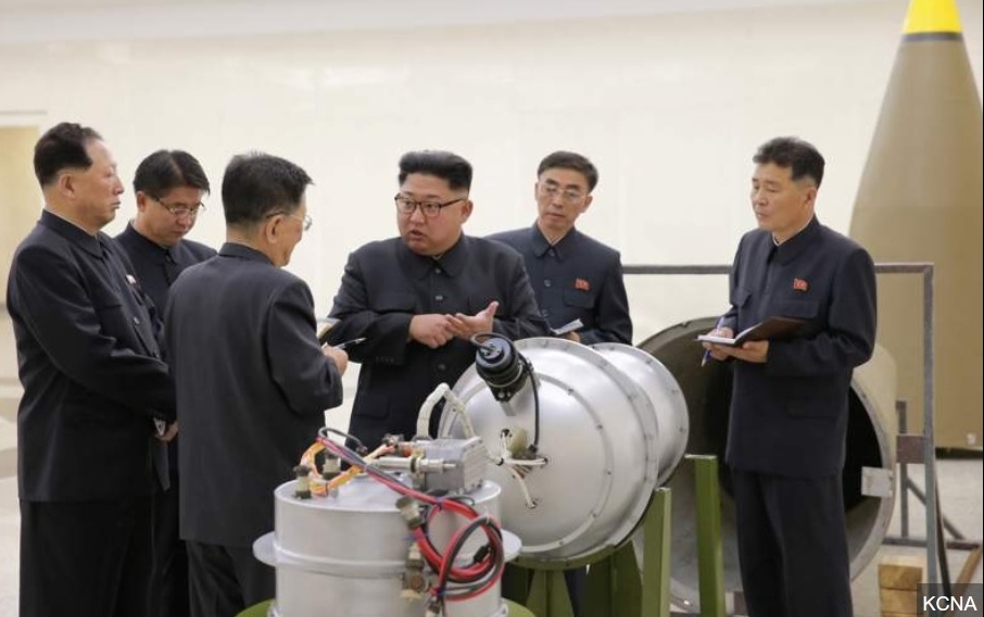 Kim Jong-Un în inspecție la Institutul pentru arme nucleare