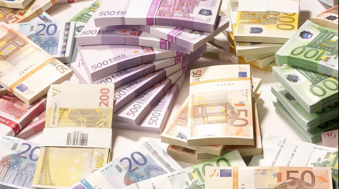 Manipulări financiare cu dividende pierderi de peste 55 de miliarde de euro
