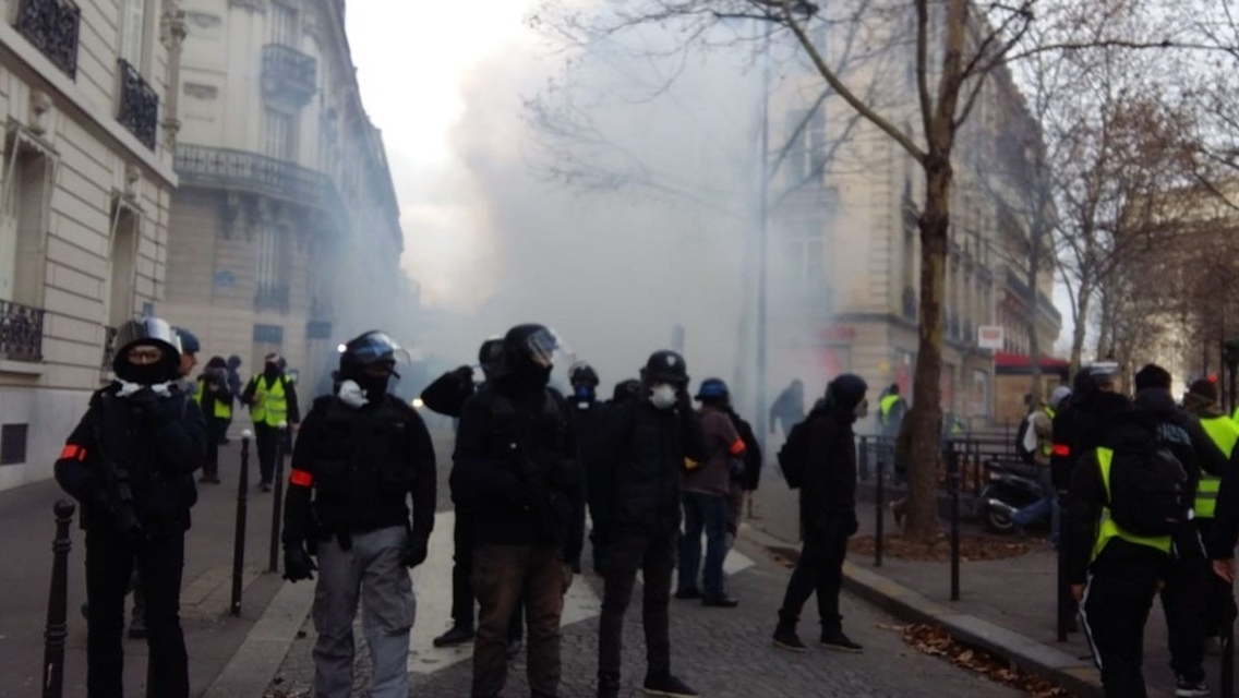 Proteste ale vestelor galbene la Paris