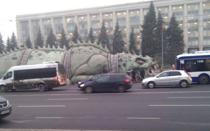 Iguană în centrul orașului Chișinău