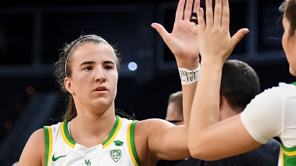 Baschet feminin: Jucătoarea de origine română Sabrina Ionescu a ajuns în WNBA
