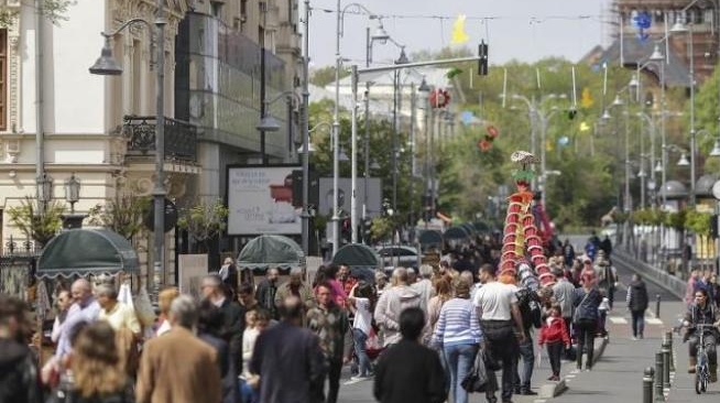 Străzi din Capitală transformate începând din 22 mai în zone de promenadă