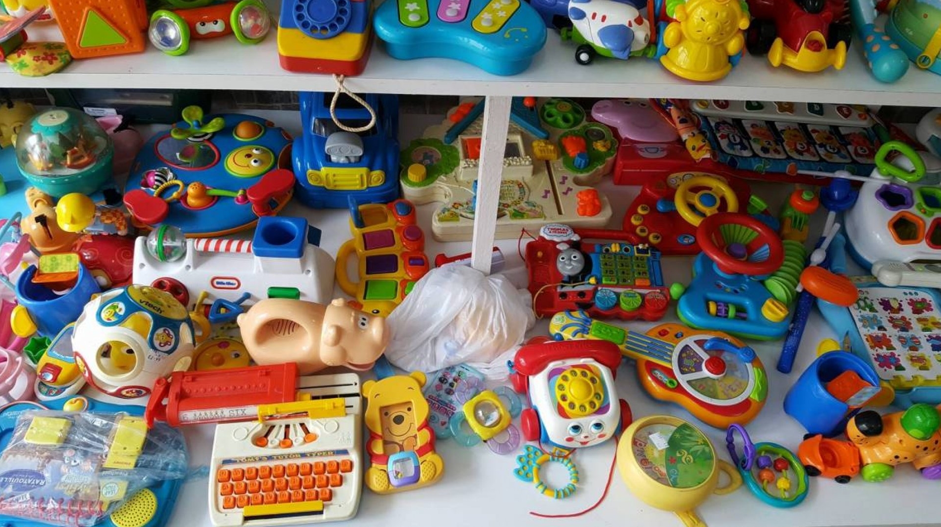 Jucării interzise în UE vândute în Buzău