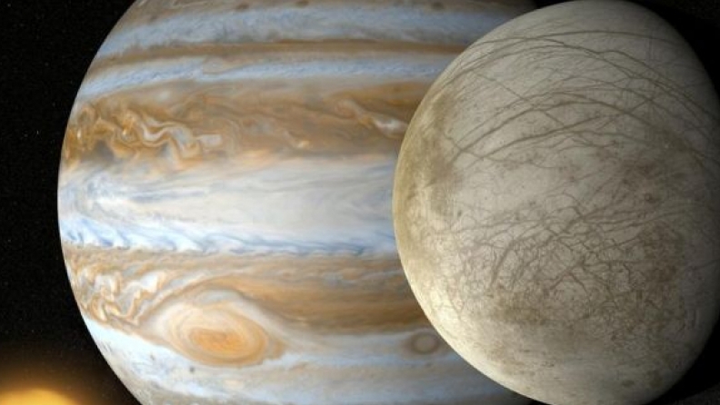 Europa unul dintre cei mai interesanţi sateliţi ai planetei Jupiter