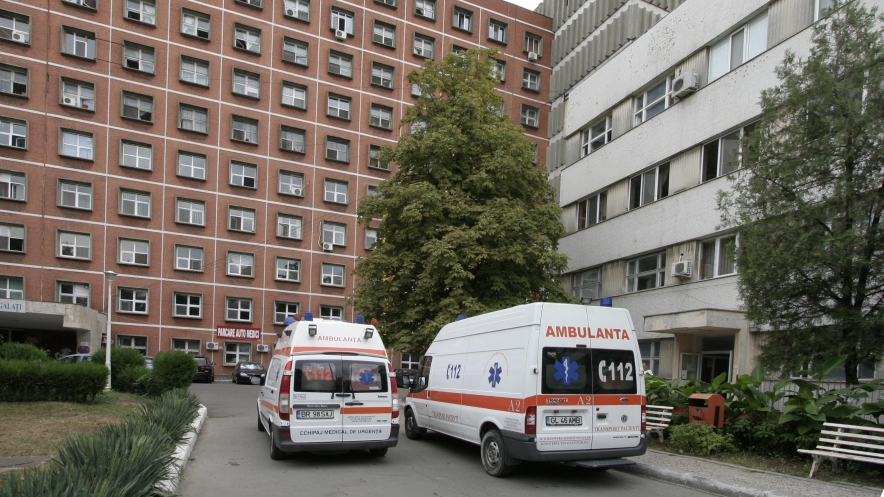 Spitalul din Galați aproape blocat