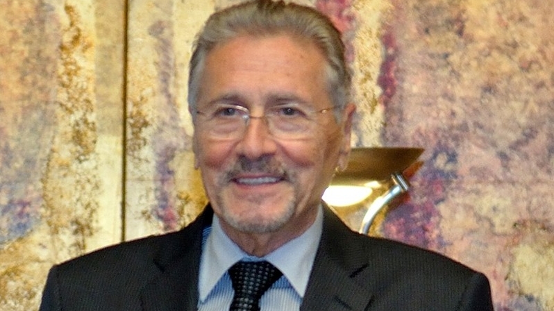 Emil Constantinescu