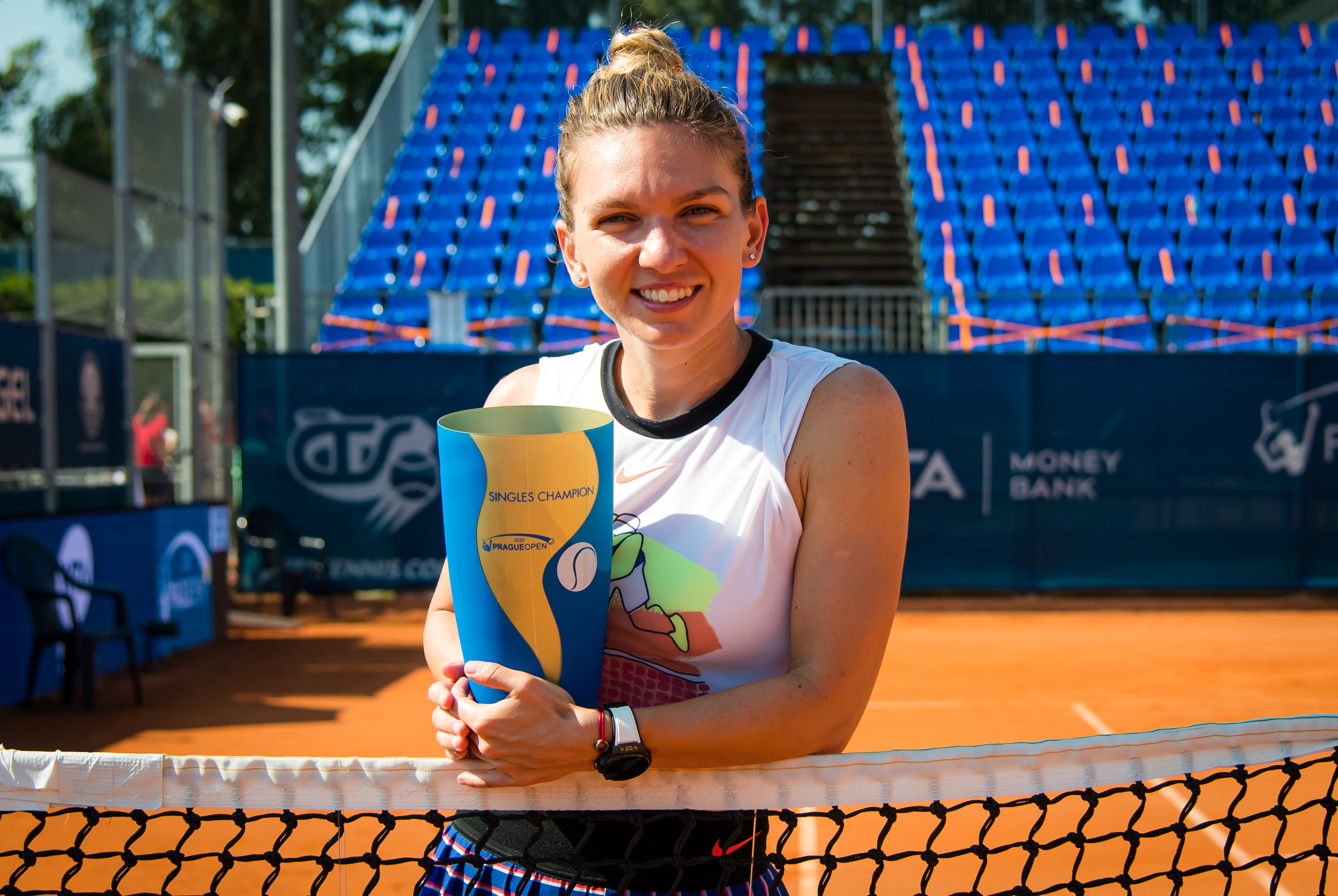 Simona Halep câștigătoare la Praga