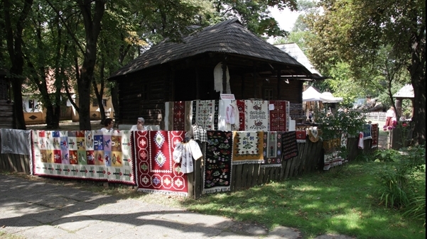 Muzeul Satului târg