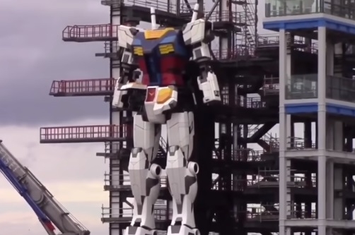 Robot de 18 metri testat în Japonia