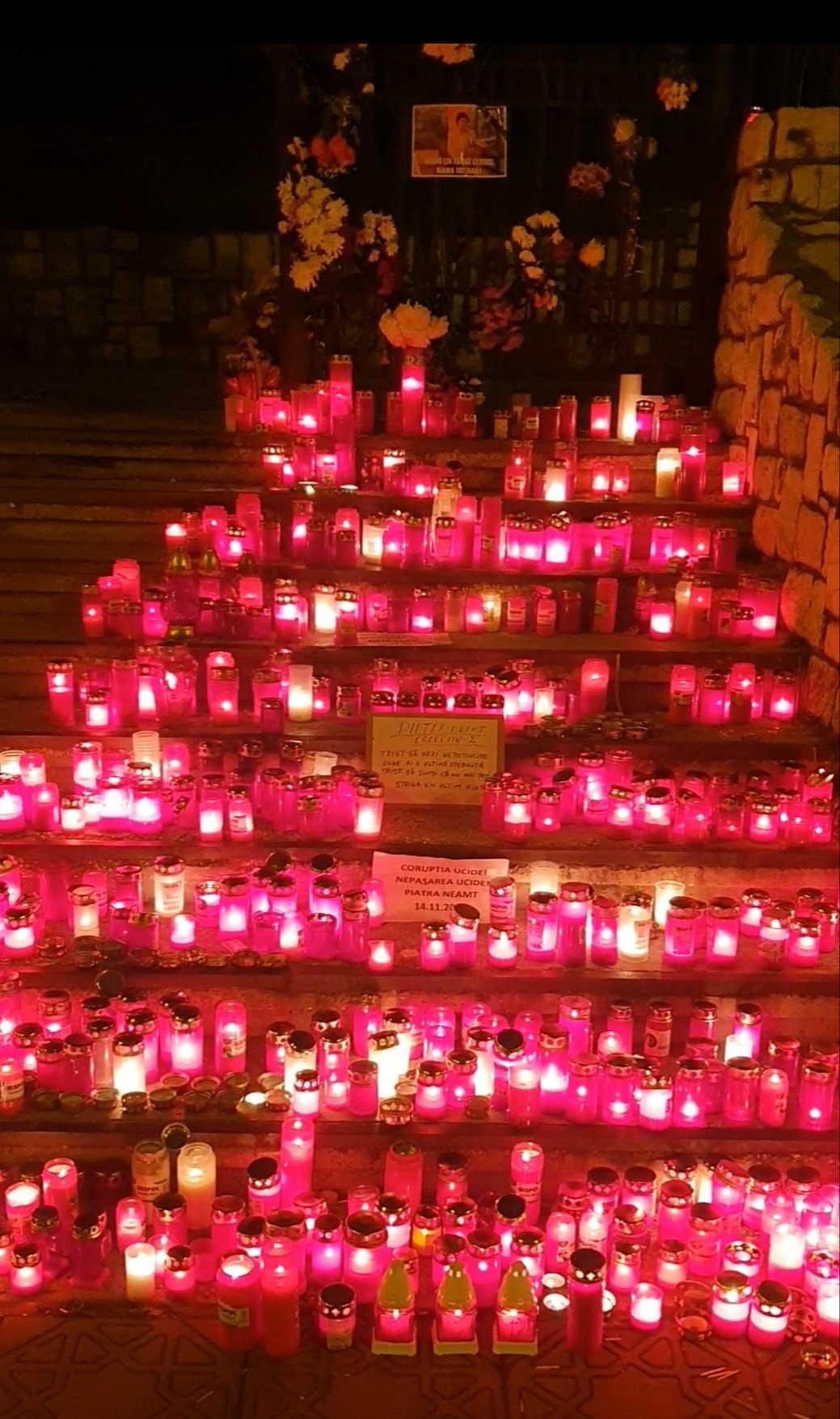 Comemorarea victimelor de la Piatra Neamț
