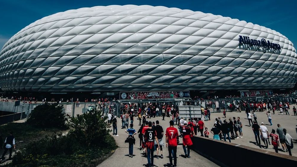 Allianz Arena stadionul clubului Bayern Munchen