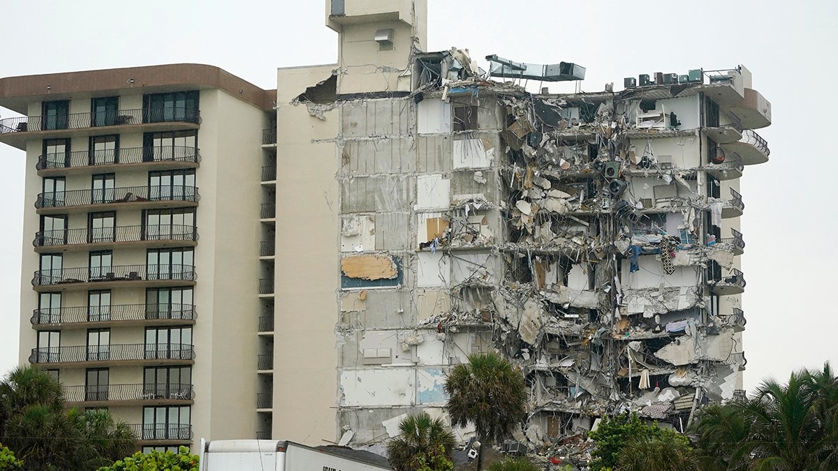 Clădire prăbușită la Miami SUA