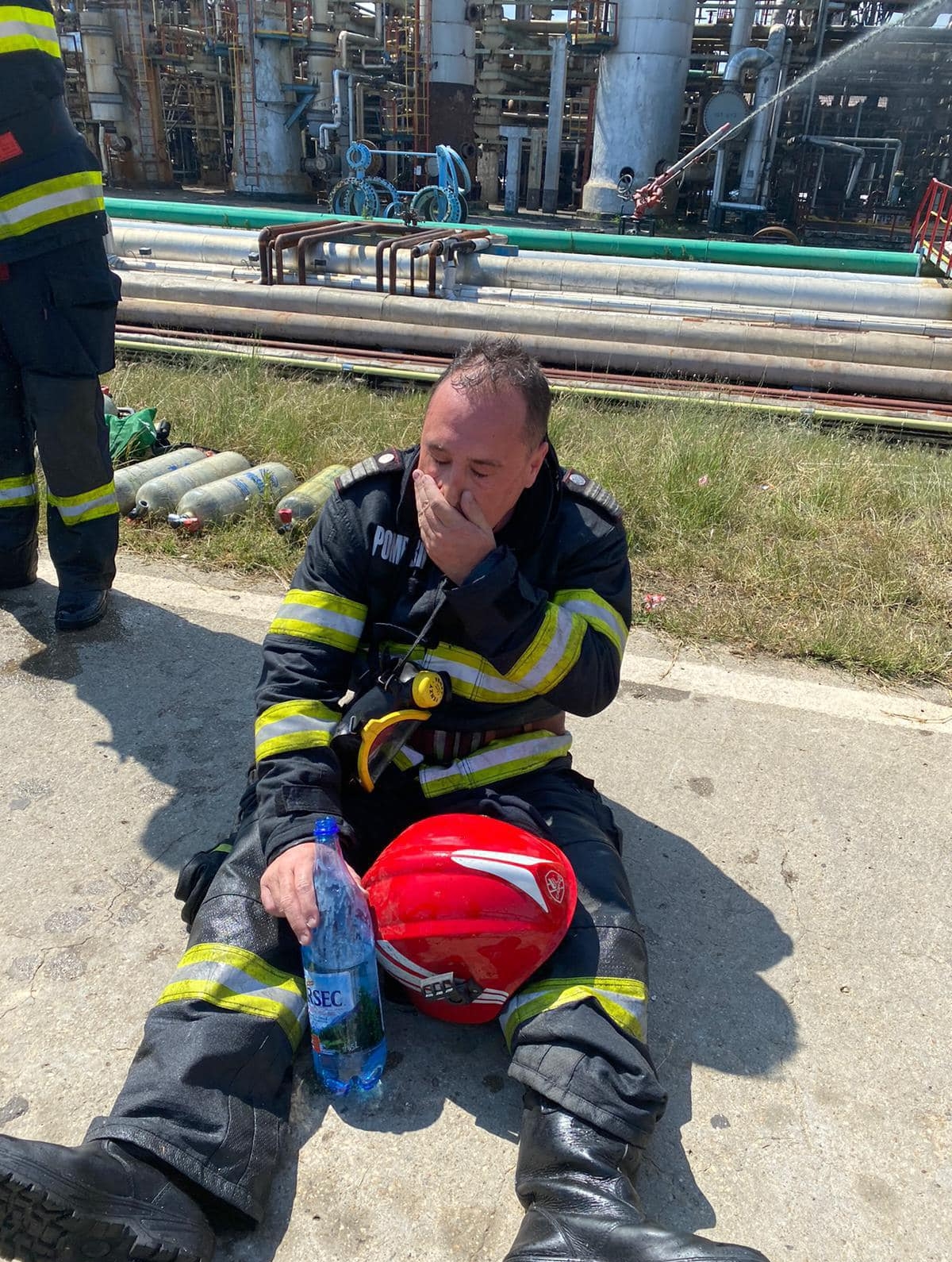 Explozie precedată de incendiu pe platforma Rafinăriei Petromidia Năvodari