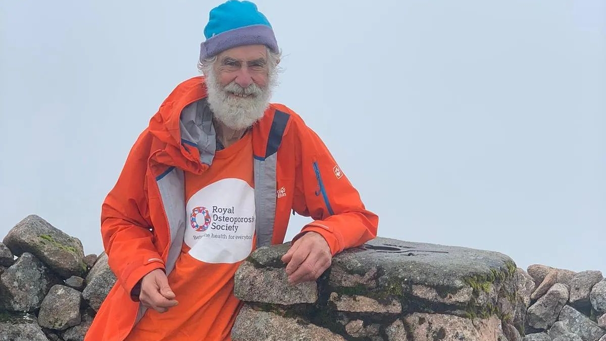 Nick Gardner în vârstă de 81 de ani escaladează vârfuri muntoase din Scoţia