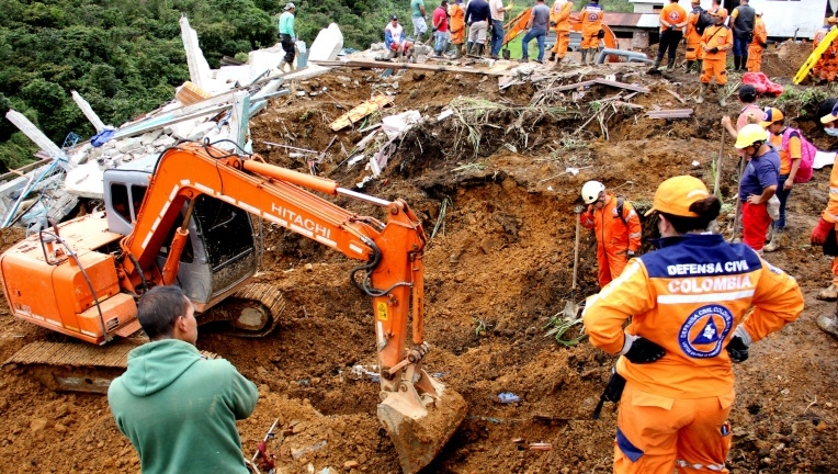 Columbia cel puţin 11 morţi în urma unei alunecări de teren
