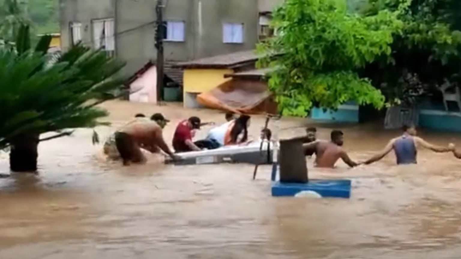 Inundații în Bahia Brazilia