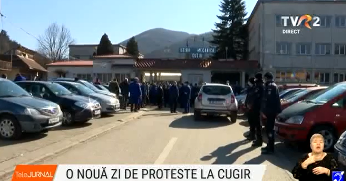 Protest la cele două fabrici de armament din Cugir