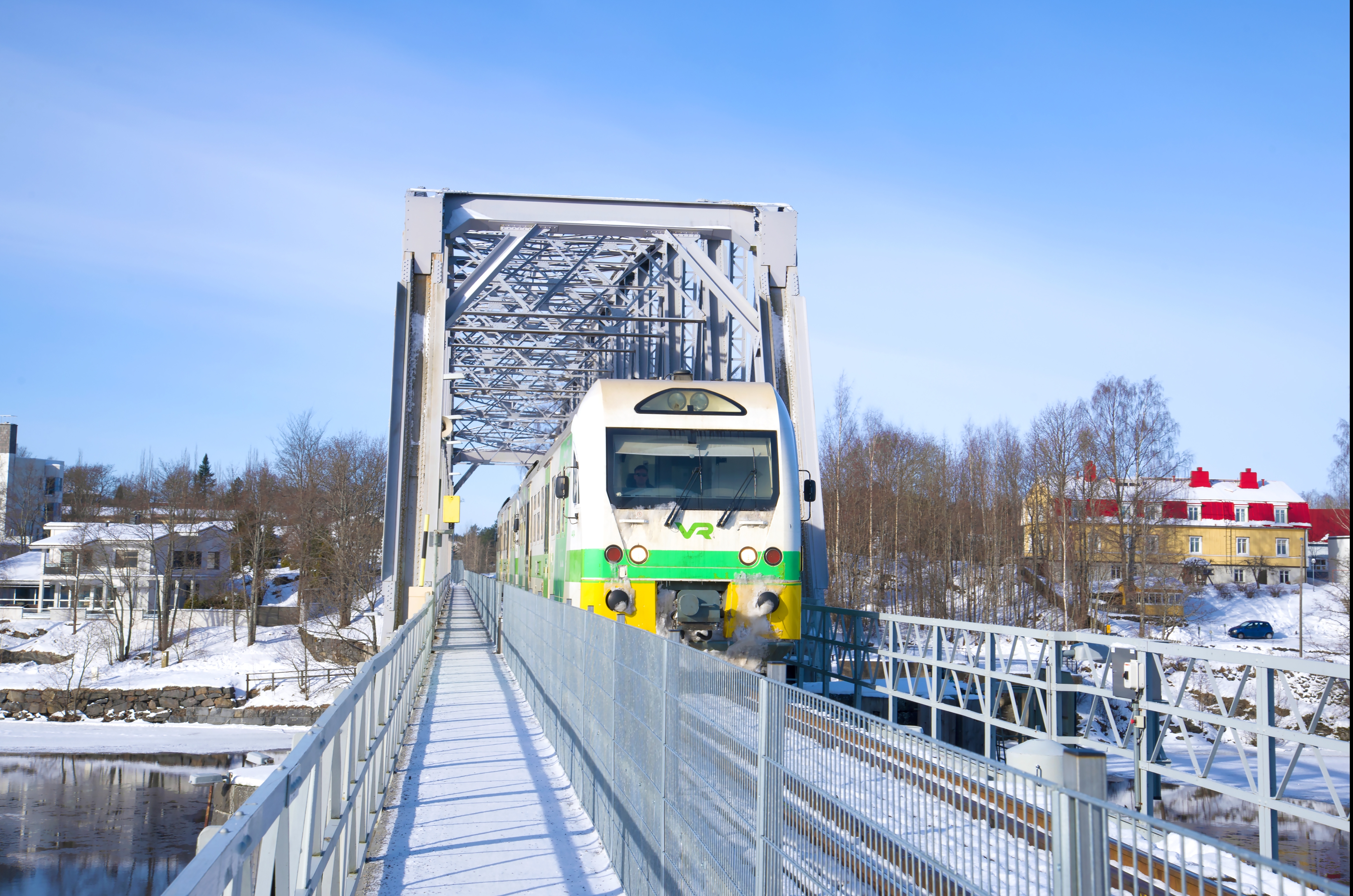 Tren al operatorului VR din Finlanda