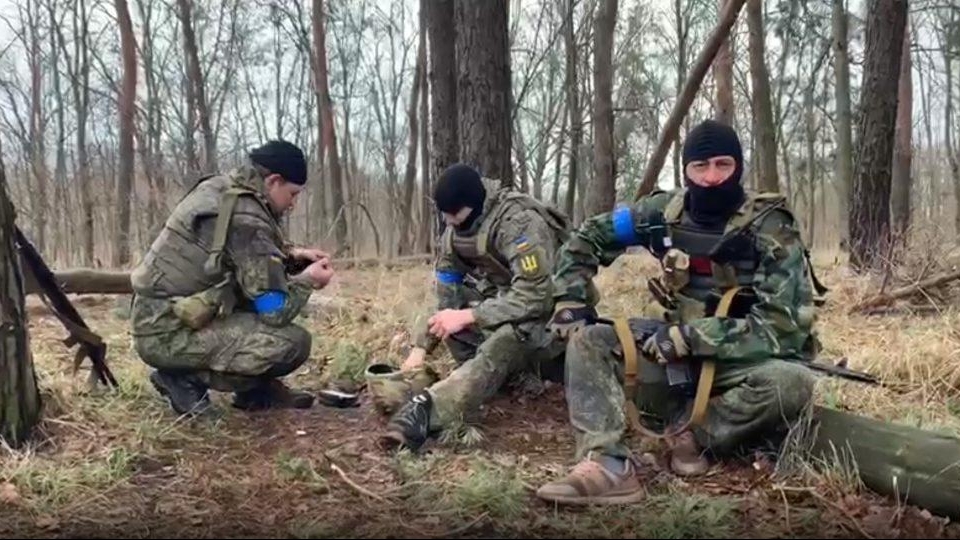 Soldati rusi care luptă pentru Ucraina