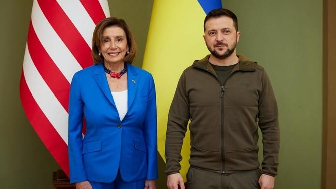 Nancy Pelosi și Volodimir Zelenski