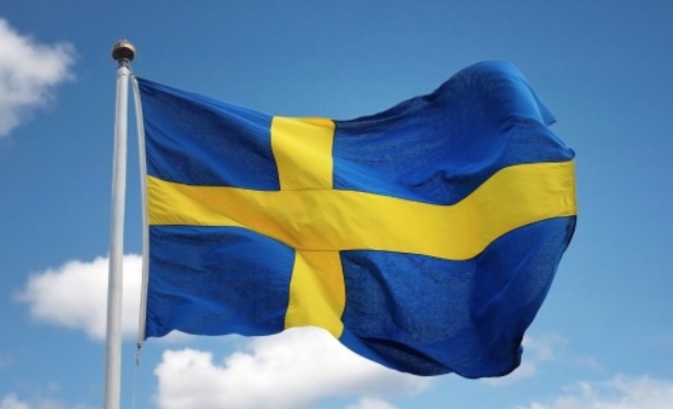 Suedia va solicita aderarea la NATO