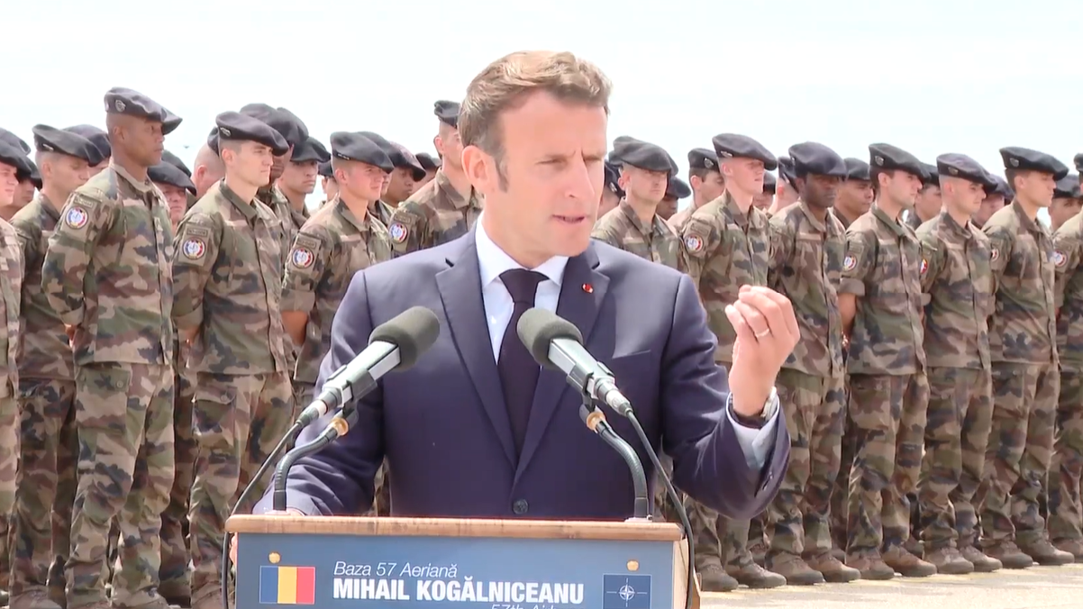 Emmanuel Macron la Baza Kogălniceanu