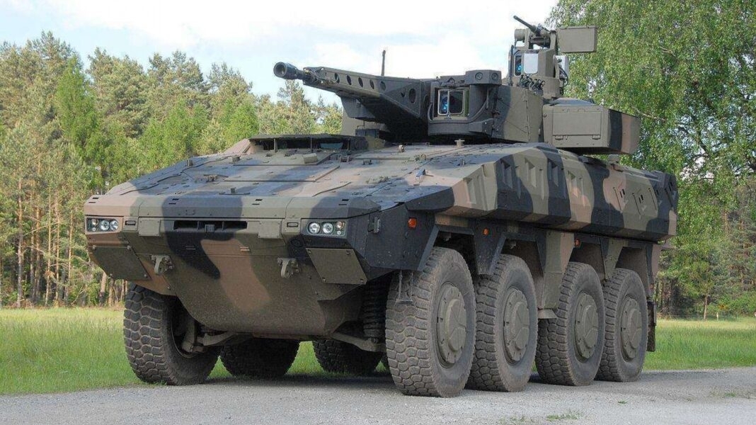 Pentagonul ia în calcul trimiterea de vehicule de luptă Stryker în Ucraina