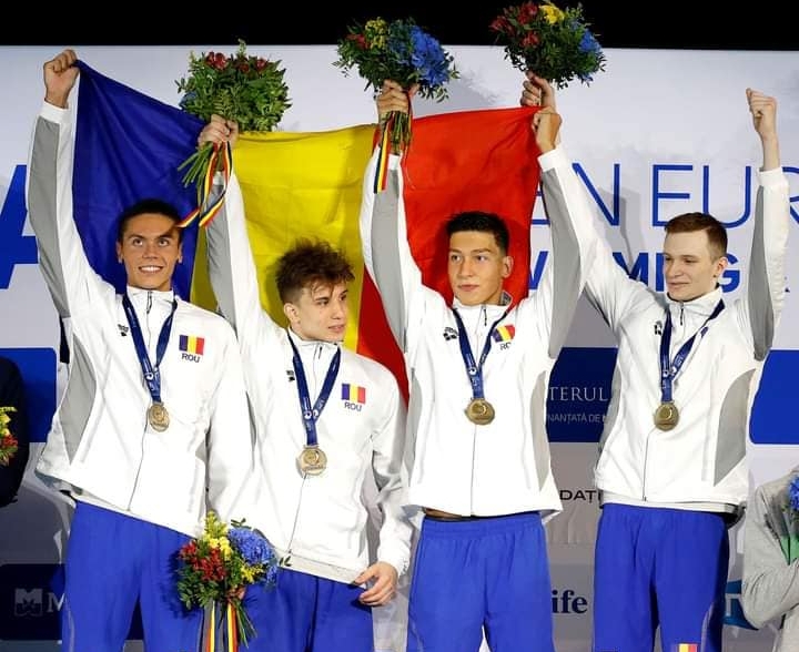 David Popovici și echipa României la stafeta masculin 4x100 m