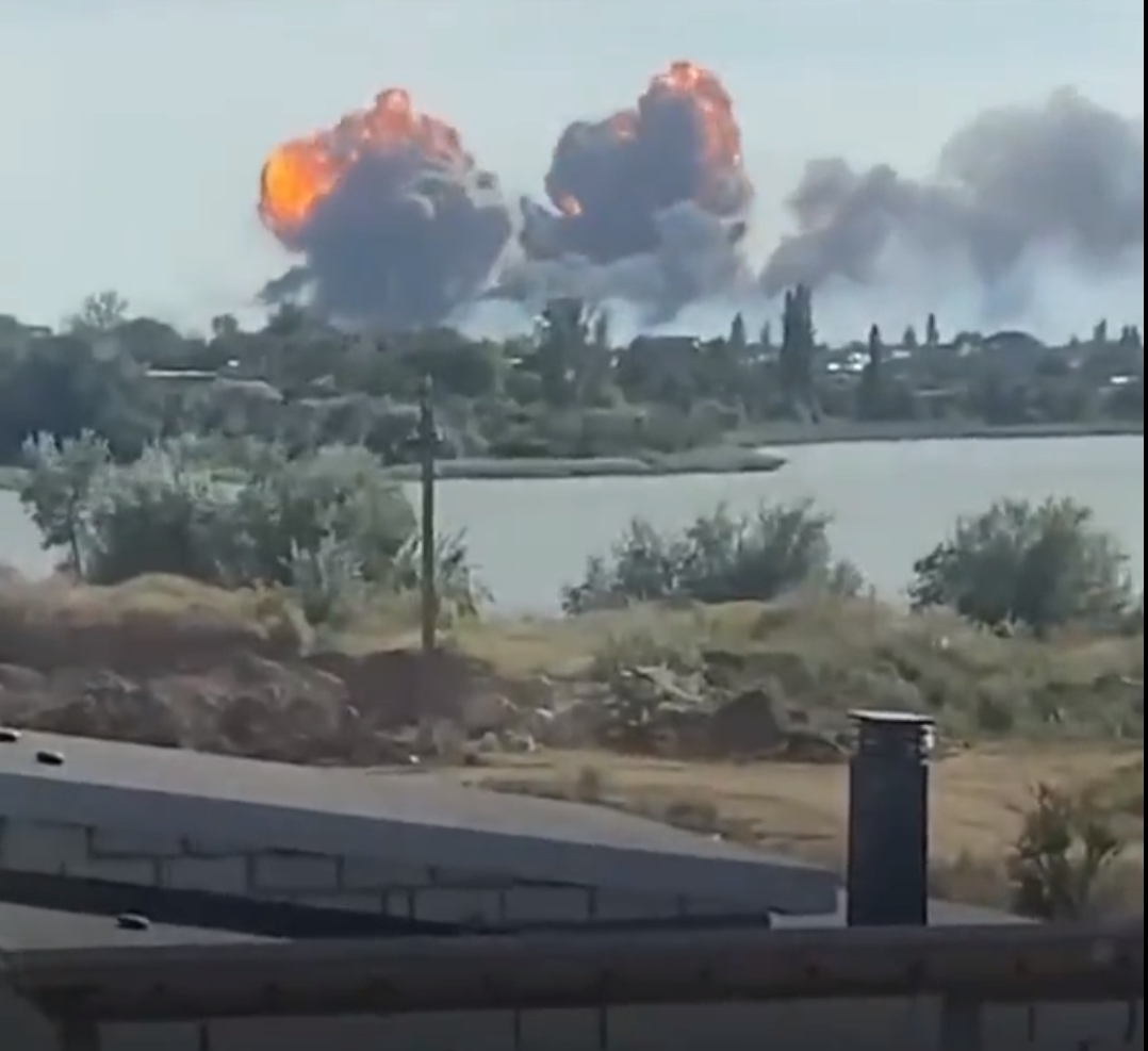 Atac la baza aeriană Saki Crimeea