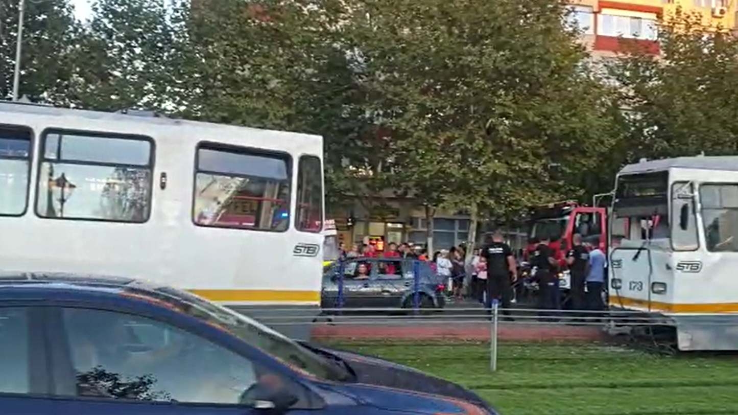 Două tramvaie s-au ciocnit pe Șoseaua Giurgiului în Capitală