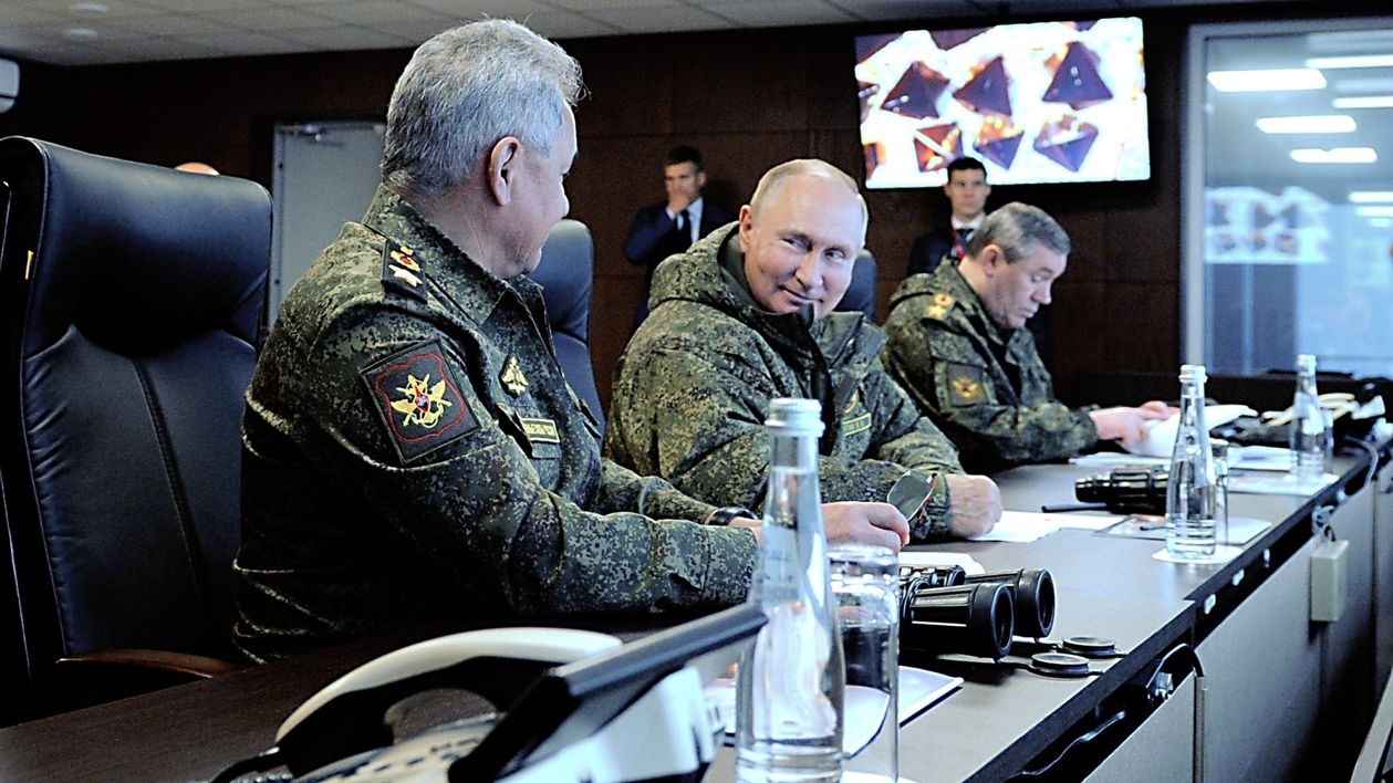 Vladimir Putin generali ruși / Kremlin