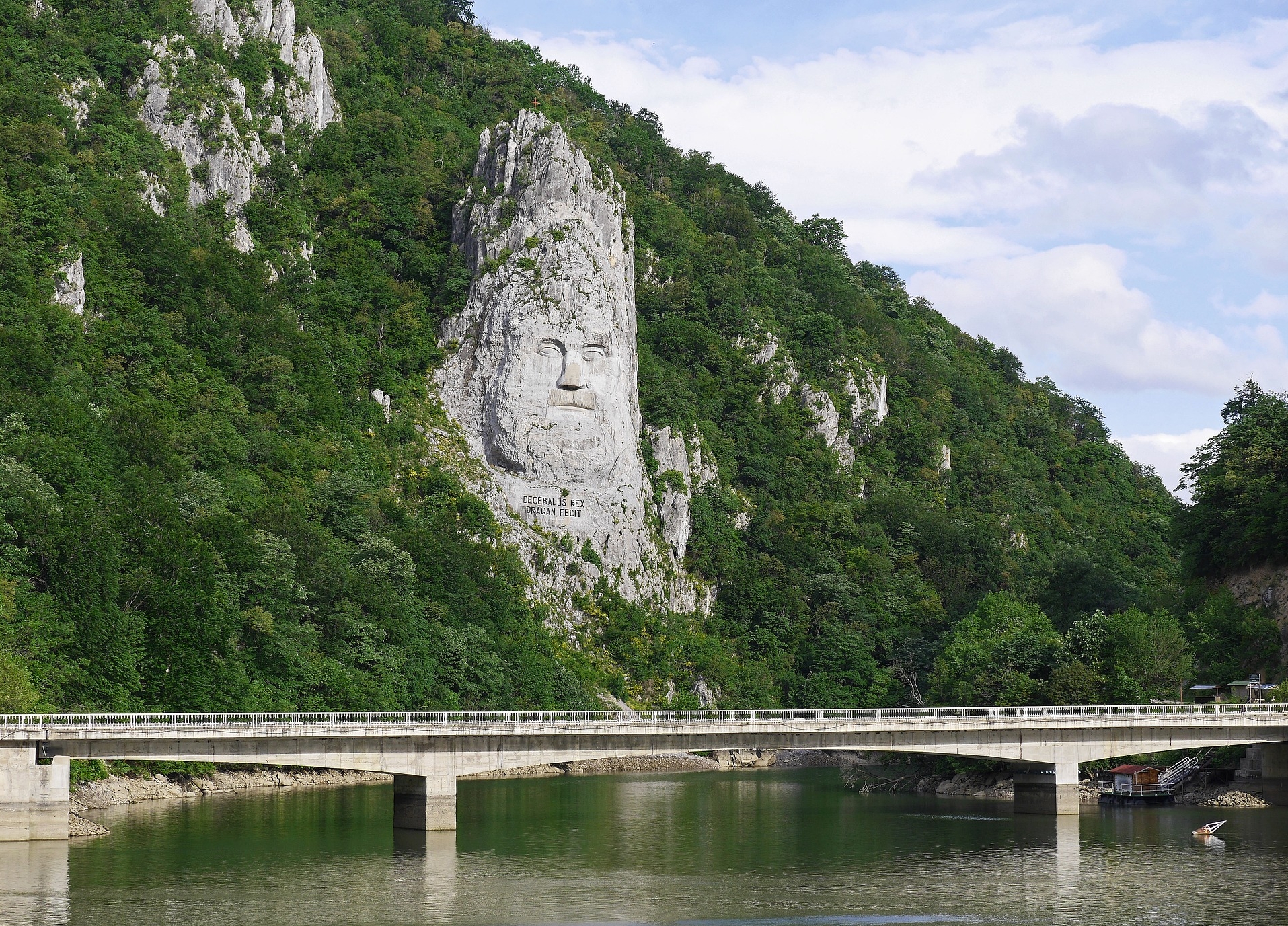 Turism România. Dunărea statuia lui Decebal / Pixabay