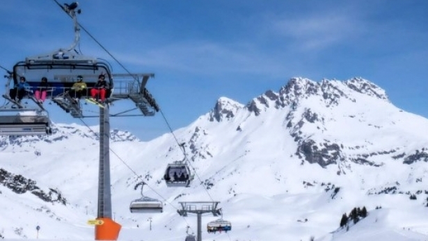 Avalanșă într-o stațiune de schi din Austria