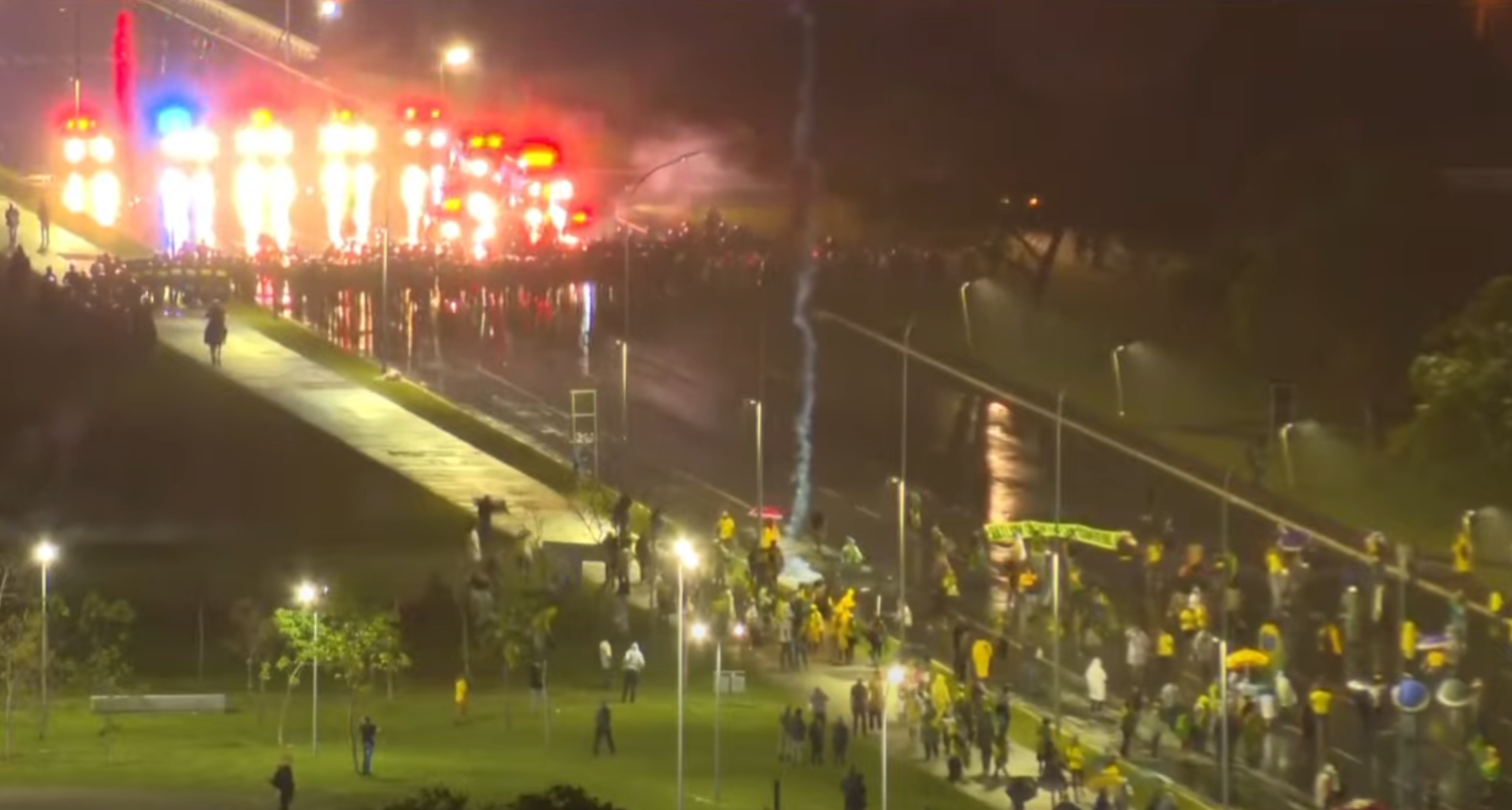 Brasilia manifestări și violențe