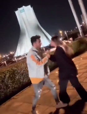 Dans pe stradă în Iran