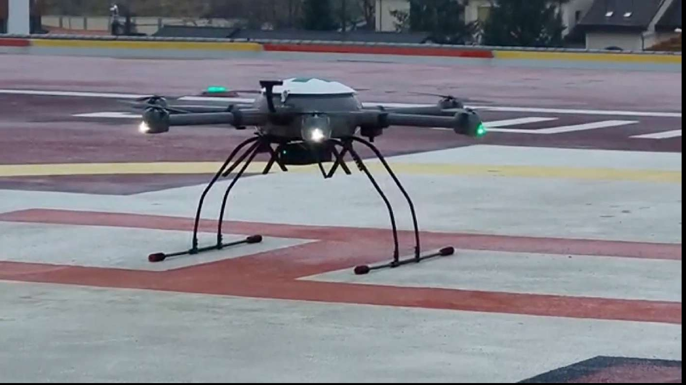Primul test al unei drone care va transporta probe medicale
