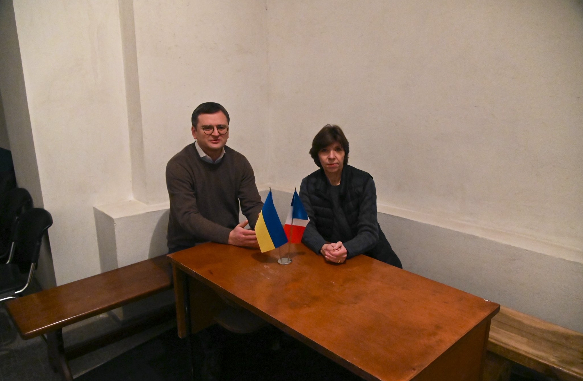 Ministrul francez de Externe Catherine Colonna întâlnire cu Dmitro Kuleba într-un adăpost din Odesa
