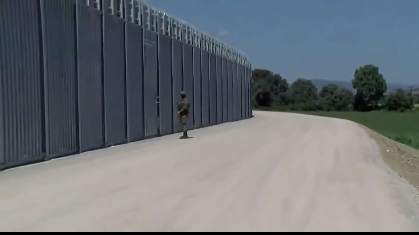 Gard între Grecia și Turcia / captura youtube
