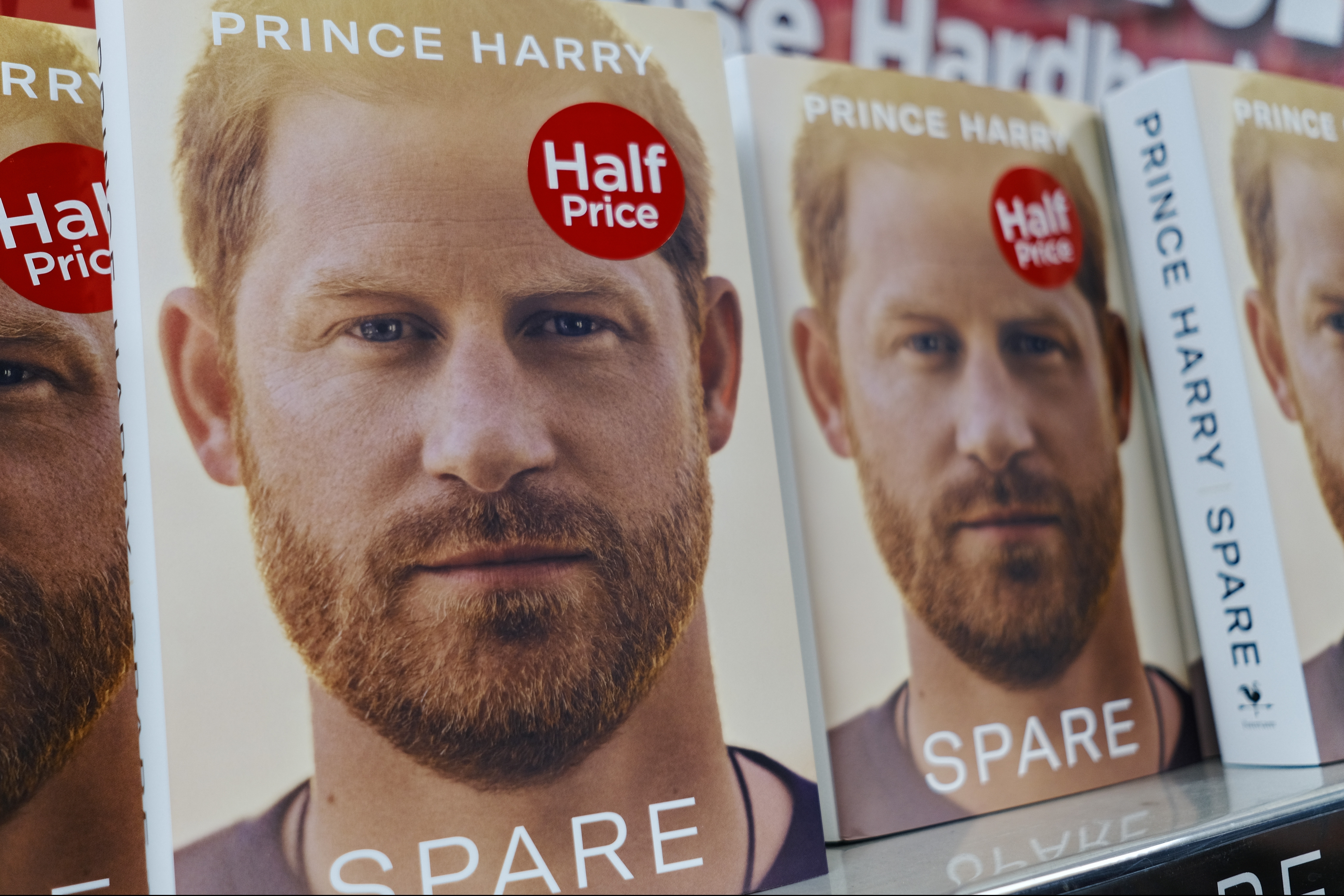 „Rezerva” autobiografia Prințului Harry recenzată dur de The Economist