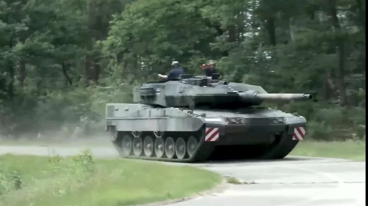 Tanc Leopard 2 / captura Youtube
