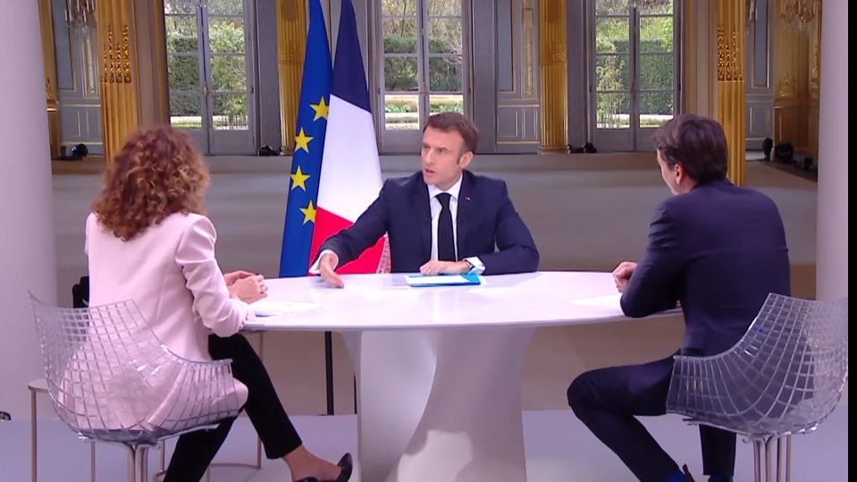 Emmanuel Macron interviu
