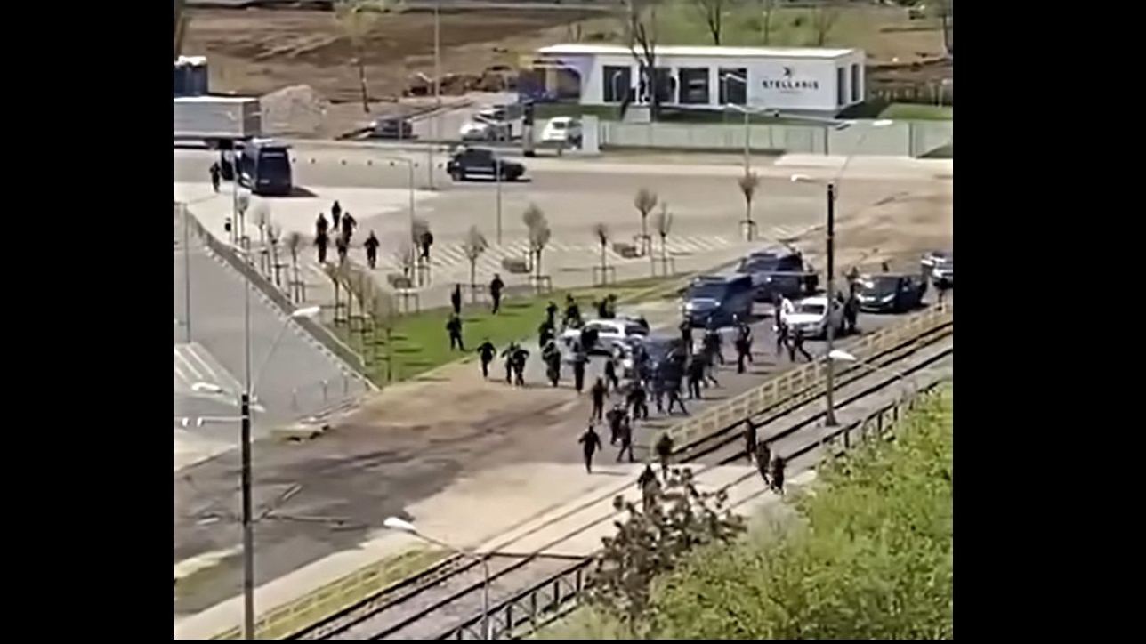 Incidente înainte de meciul CSA Steaua - Dinamo / captura video